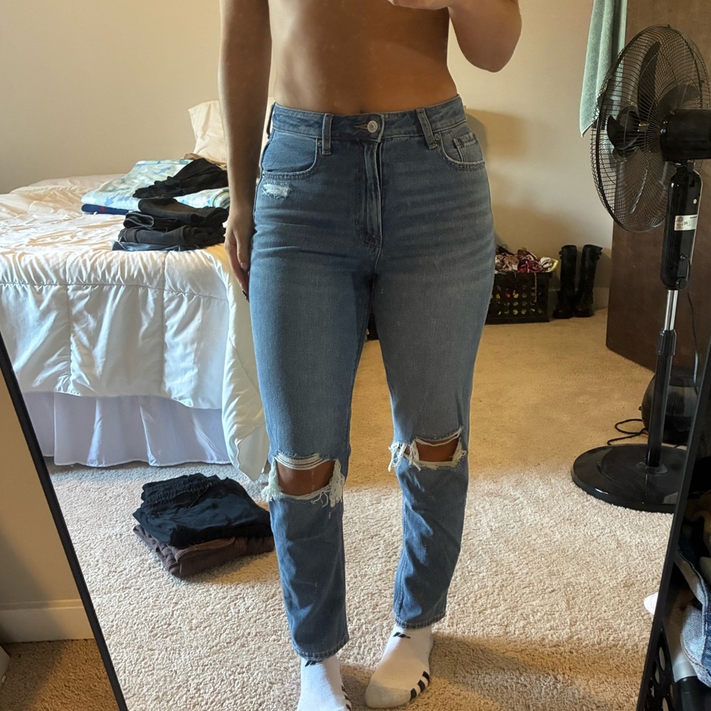 American Eagle Ripped Baggy Blue Jeans